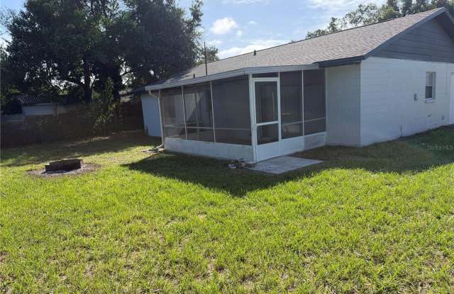 511 COCOPLUM DR Gallery 2