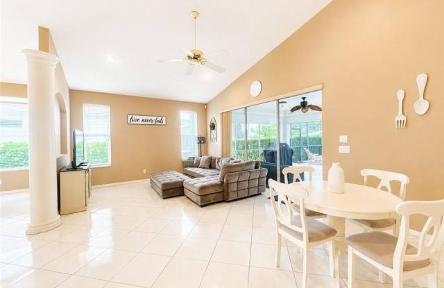 436 Crossfield Cir Gallery 3