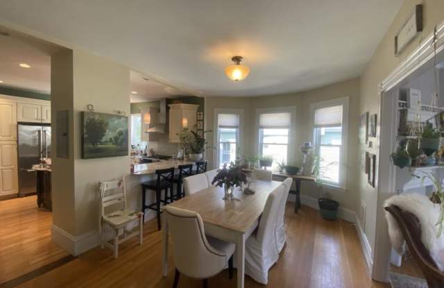 40 Burnside St. photos photos