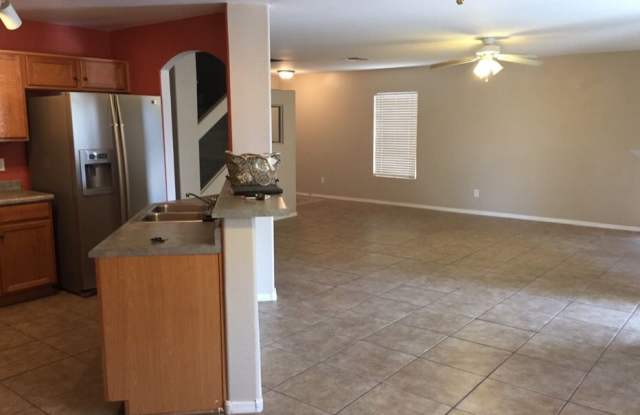 22025 W Gardenia Dr Gallery 3