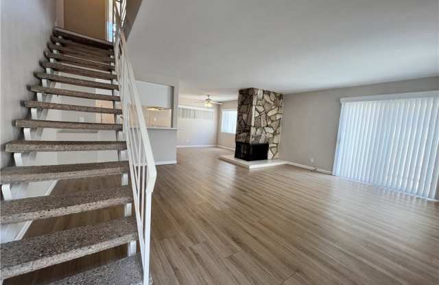 105 Ximeno Avenue - 105 Ximeno Avenue, Long Beach, CA 90803