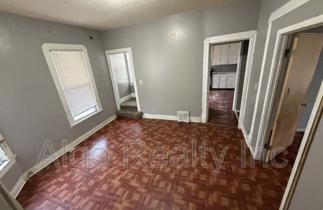 2647 Fremont Ave N photos photos