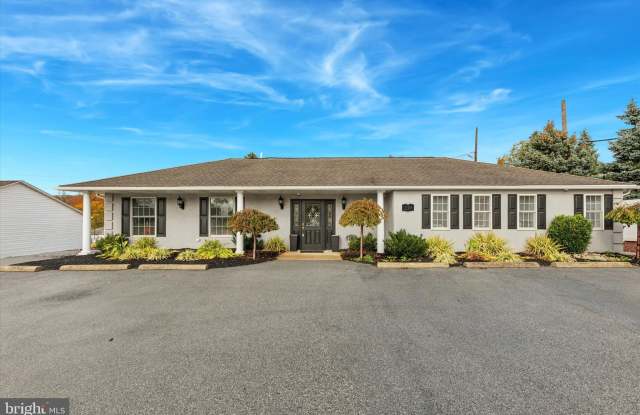 239 W GERMANTOWN Pike photos photos