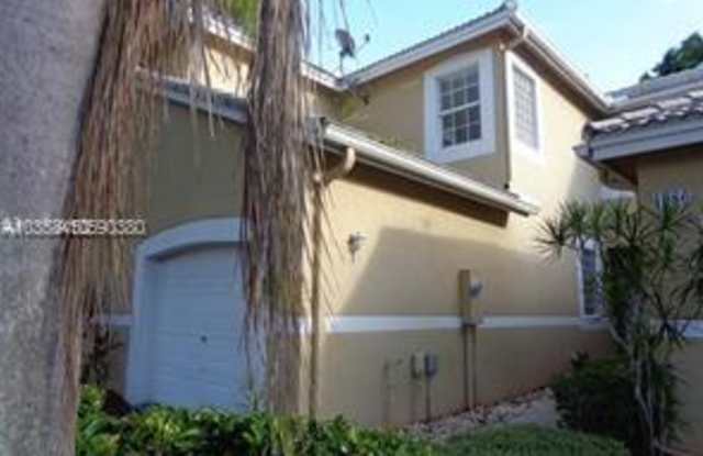 1982 Madeira Dr Gallery 2