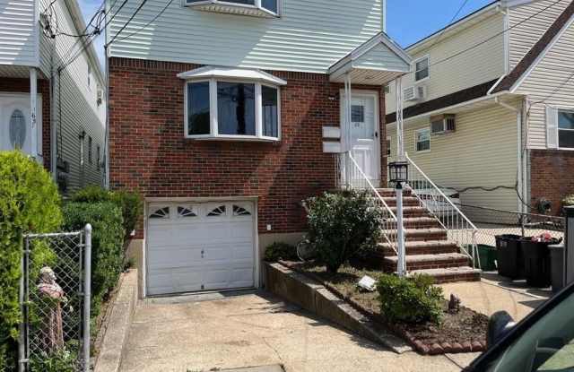 65 SUBURBIA CT photos photos