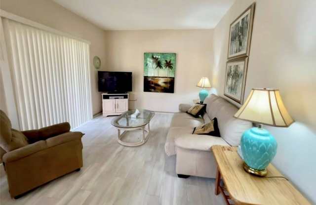15585 ocean walk Circle Gallery 2
