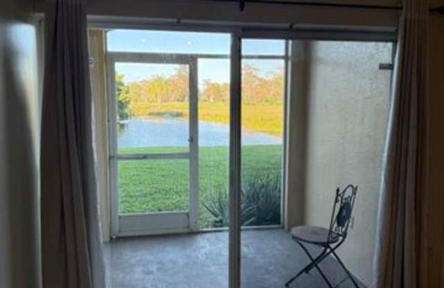2040 Greenview Shores Blvd - 2040 Greenview Shores Boulevard, Wellington, FL 33414