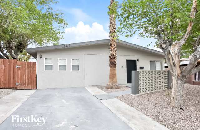 5236 Apple Valley Lane photos photos