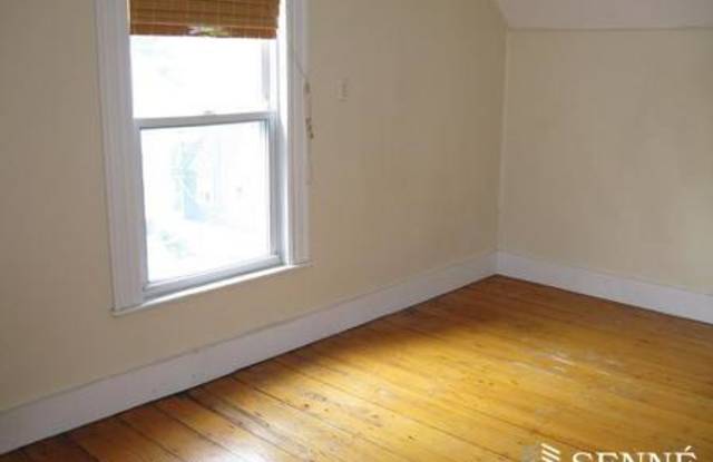 7 Forest St. Gallery 2