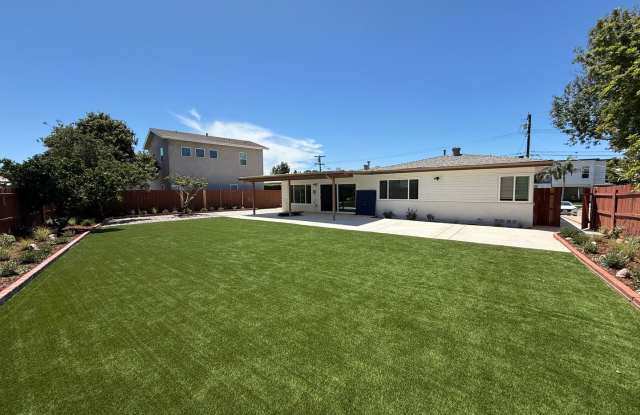 7 Bed House in Prime Location, Steps to Campus! (Lease out, pending signatures. Check back in a few days!) - 5127 East Falls View Drive, San Diego, CA 92115 7 Bed House in Prime Location, Steps to Campus! (Lease out, pending signatures. Check back in a few days!) - 5127 East Falls View Drive, San Diego, CA 92115