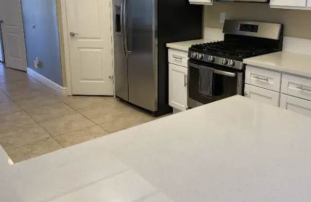 218 Utica Avenue - 218 East Utica Avenue, Huntington Beach, CA 92648
