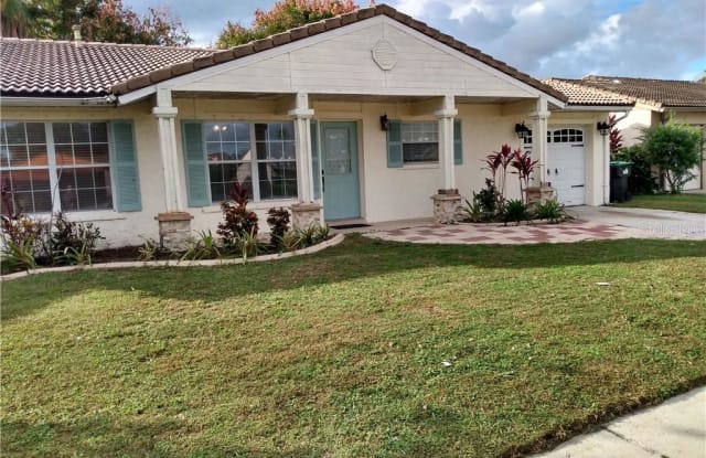 10771 WILDERNESS COURT - 10771 Wilderness Court, Williamsburg, FL 32821