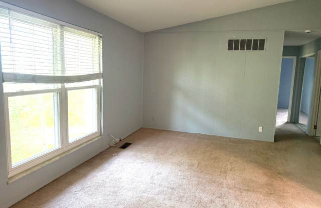 2 Bed/1 Bath Condo in Ladue School District! Gallery 4