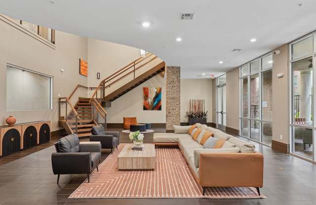 District at Washington Gallery 3