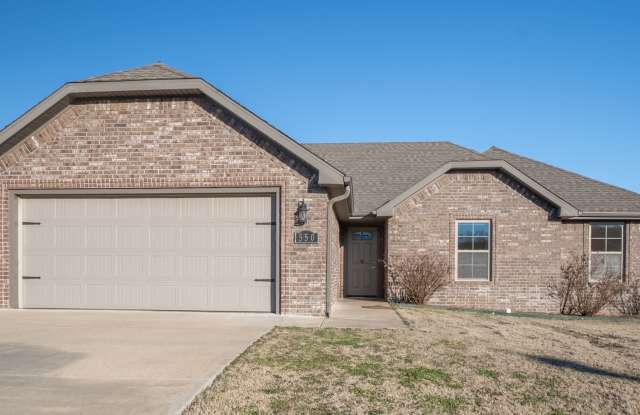 4 Bedroom 2 bath beautiful home in Prairie Grove!!! photos photos