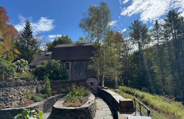 One Bedroom Cottage on 17 acres - 966 Church Hill Road, Windsor County, VT 05091