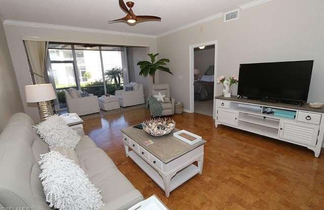 7058 Barrington Cir unit: 102 photos photos