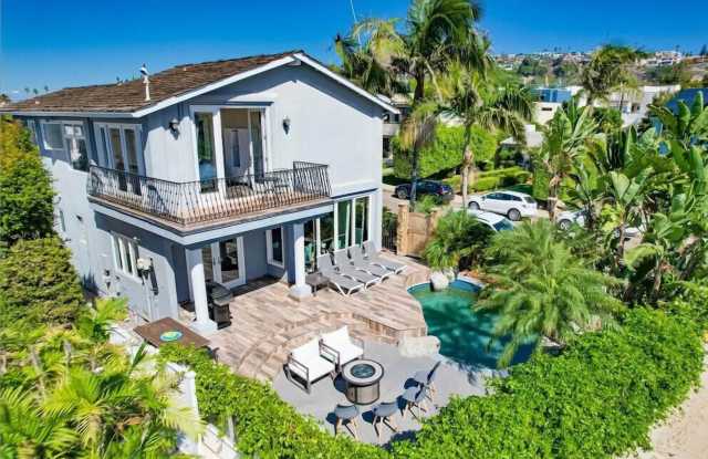 Luxury Bird Rock Retreat | 3BR Oasis w/ Pool, Ocean Views  Walk to Dining! photos photos