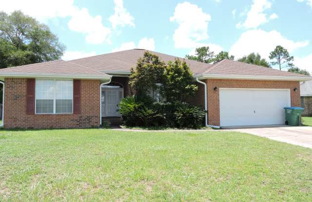 133 Strike Eagle Dr - 133 Strike Eagle Drive, Crestview, FL 32536