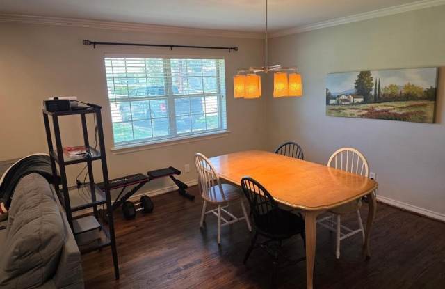 5110 Rexton Lane Gallery 3