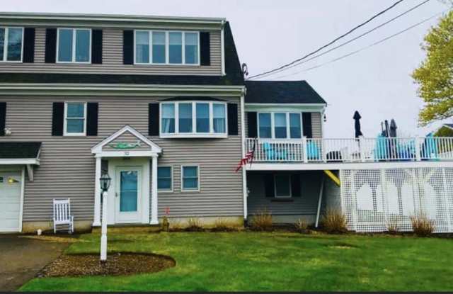 32 Tupper Ave *winter Rental Gallery 2
