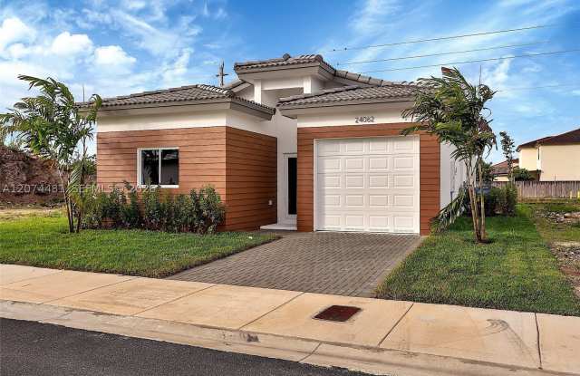 24062 SW 116th Ct Gallery 2