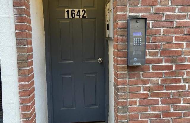 1642 LOMBARD ST #C photos photos