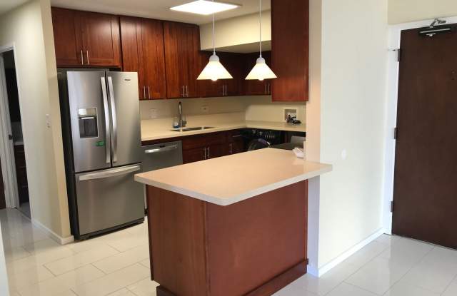 Kealani 2 Bdrm., 2 bath, 1 cov'd/sec'd Pkg. - Pool photos photos