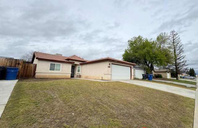 3 Bedroom Home Near North High School! - 302 Tanner Michael Drive, Oildale, CA 93308 3 Bedroom Home Near North High School! - 302 Tanner Michael Drive, Oildale, CA 93308