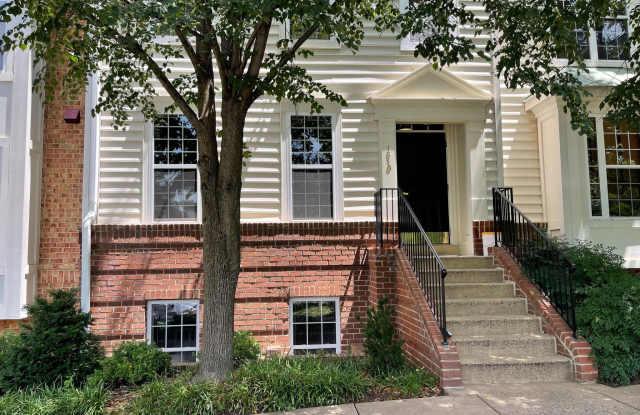 1510 NORTHERN NECK Drive unit: 201 - 1510 Northern Neck Drive, Tysons Corner, VA 22182