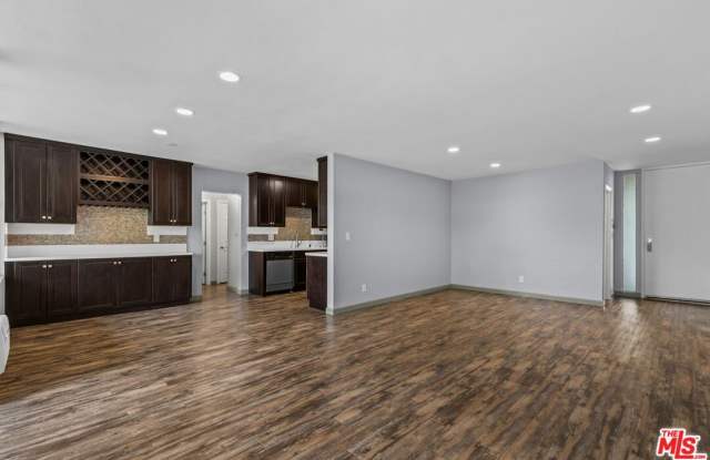 1200 N Flores St photos photos