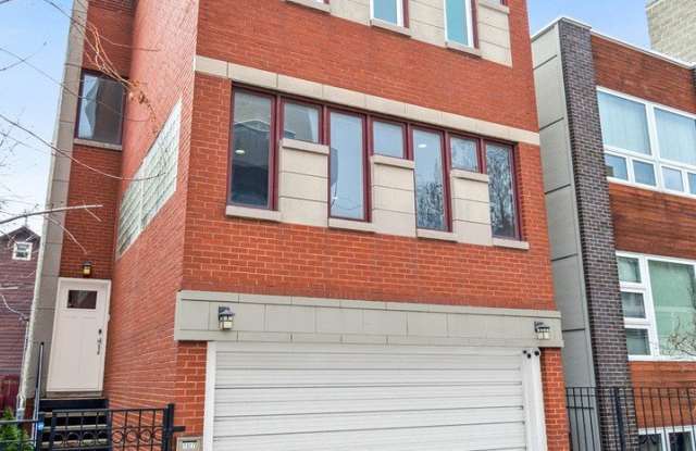 1527 W Pearson Street photos photos