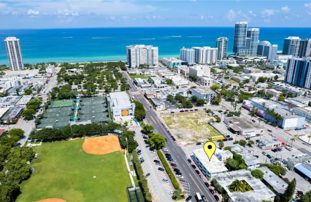 600 72nd St - 600 72nd Street, Miami Beach, FL 33141