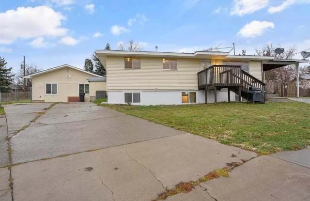 426 Leinum Court photos photos