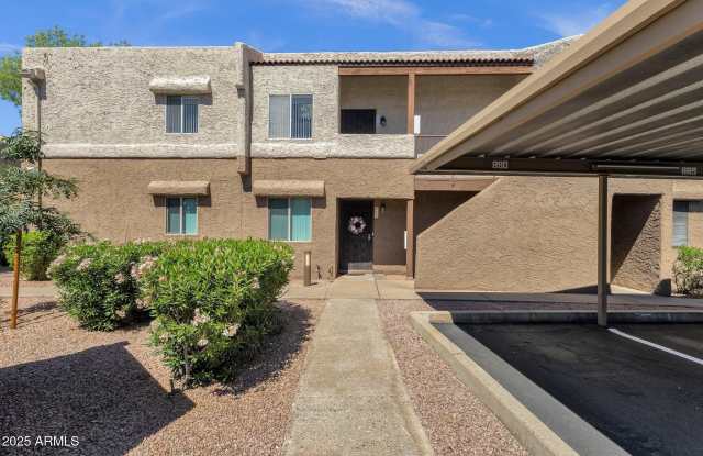 4554 E PARADISE VILLAGE Parkway N photos photos