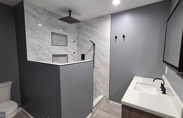 7337 MARIPOSA Drive Gallery 4