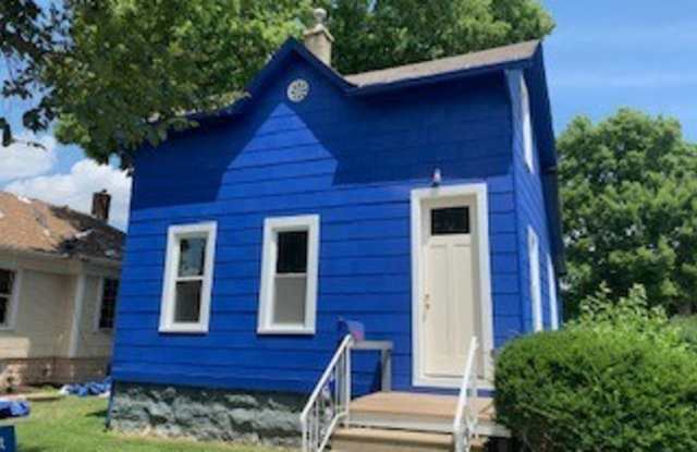 2 bedroom 1 bath updated single family home photos photos