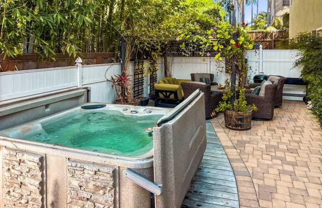 Gorgeous 3 Bedroom 2 Bath with Spa in Carlsbad Minutes from the Beach photos photos