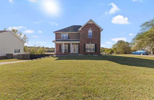 Beautiful Brick Home with Finished Basement & Spacious Living Areas Gallery 3