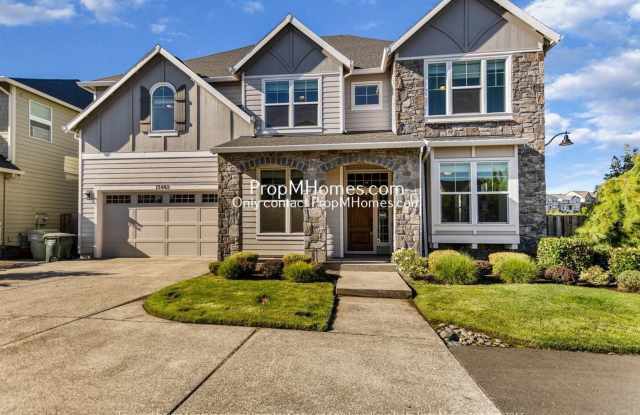 Luxury 4-Bedroom Home in the Heart of Bethany – Fresh New Interior! photos photos