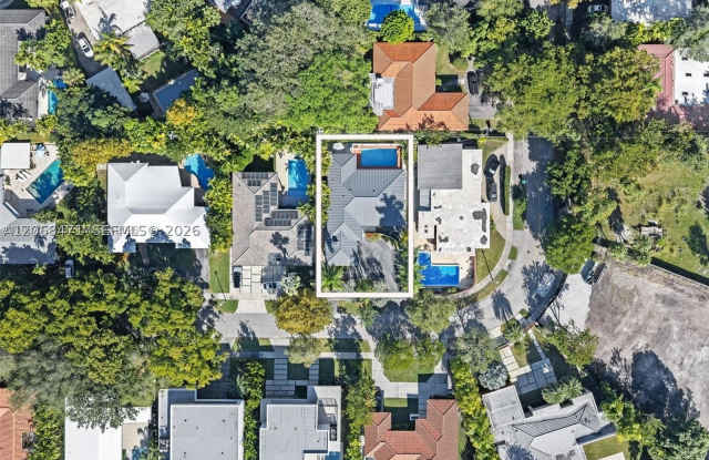 218 Shore Dr S Gallery 2