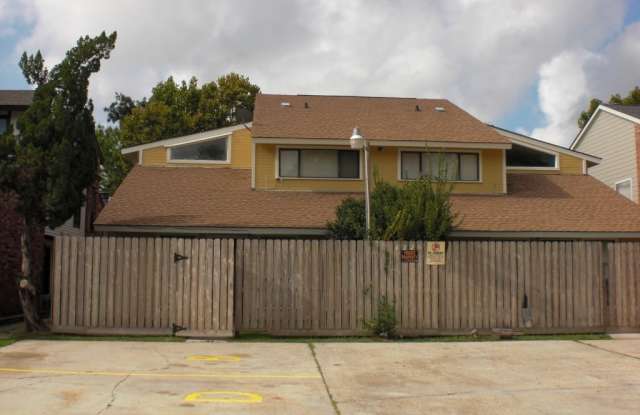 Beautiful 3 Bedroom Apartment. Great place at an affordable price. photos photos