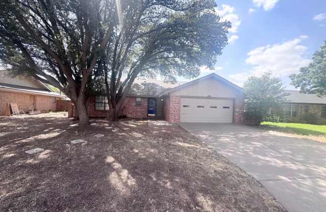 4 Bed 2 Bath Ready to Rent ASAP photos photos
