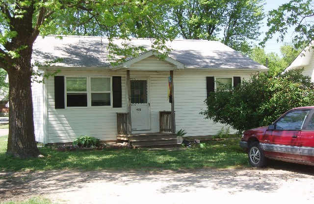 433 W Eldon St photos photos