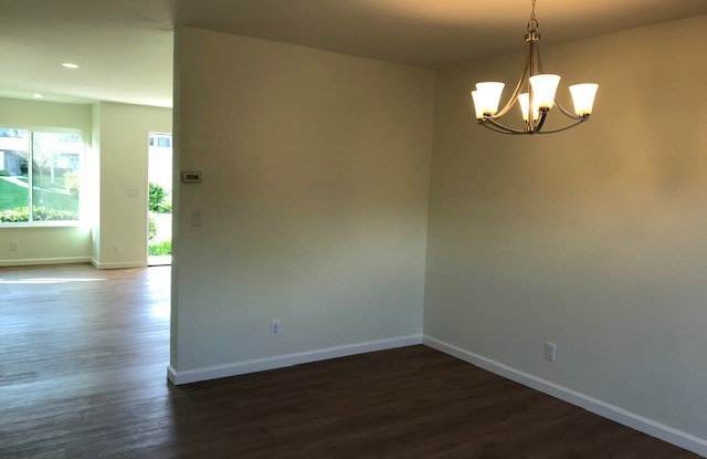 27920 Ridgebluff Court Gallery 2