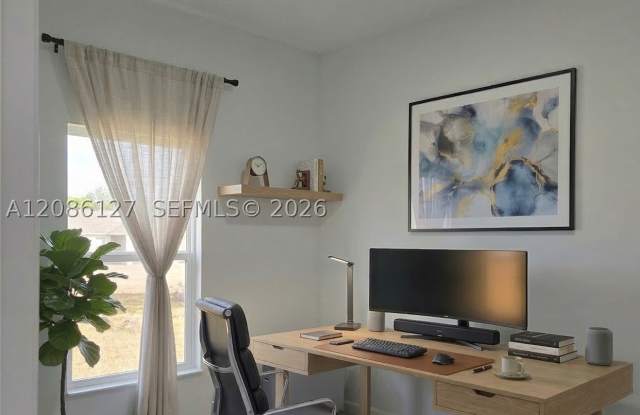 751 Pacific Gallery 4