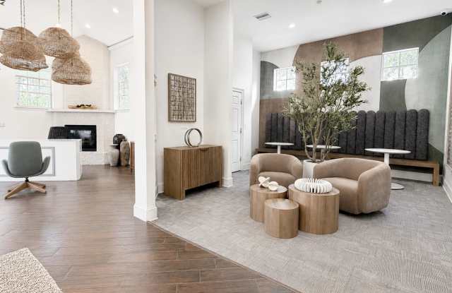 The Vale at Baymeadows Gallery 4