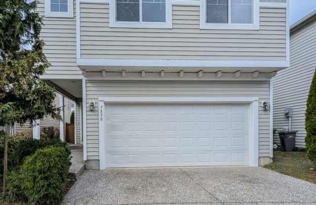 Beautiful 4 bed 2.5 bath home in Silver Lake! photos photos