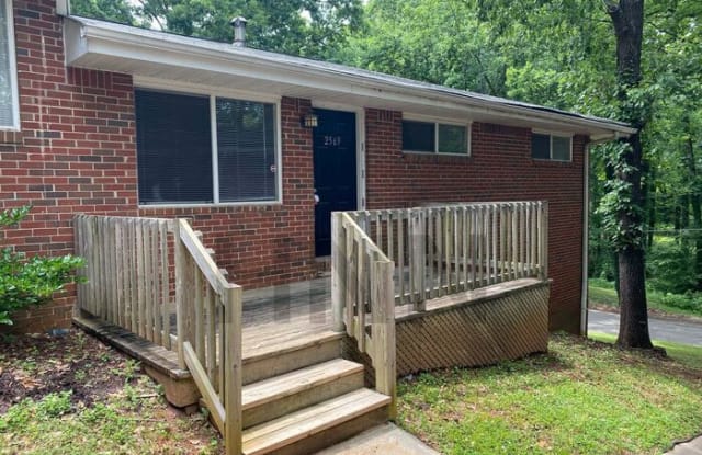 2569 Dusty Lane - 2569 Dusty Lane, Belvedere Park, GA 30032