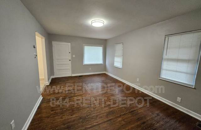 1528 SE Riverside Dr. photos photos